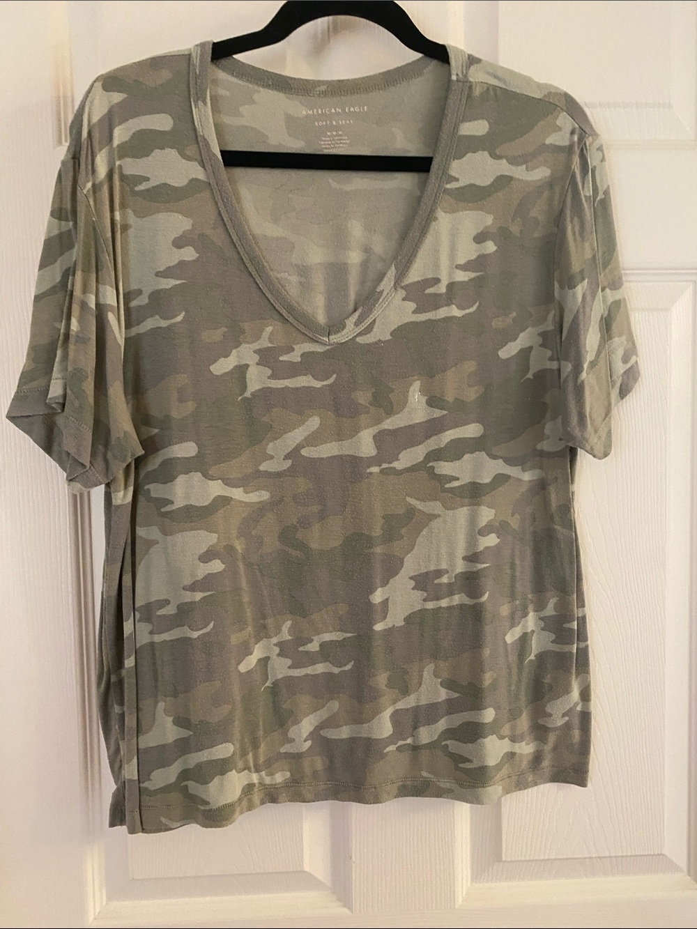 American Eagle Outfitters Olive & Sage Camo V-Neck Tee